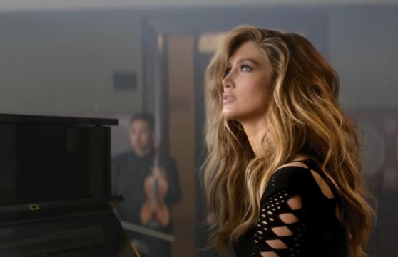 Delta Goodrem&Gizzle – Enough 1080P高清MV