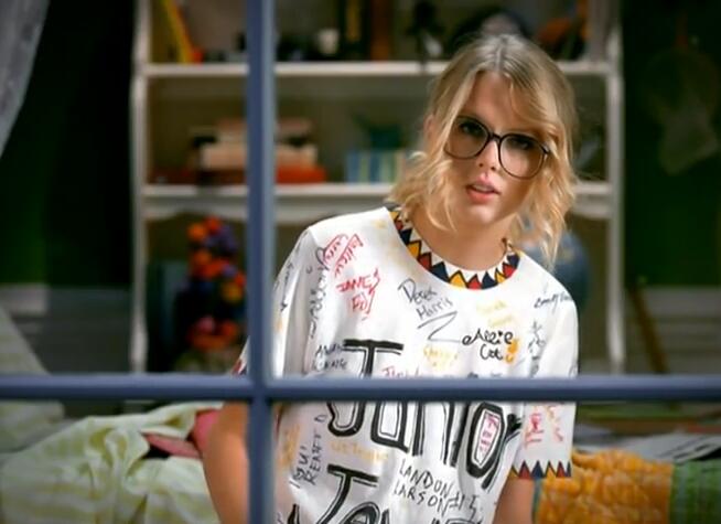 Taylor Swift – You Belong With Me高清MV 1080P